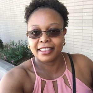 Meet your Posher, Simone